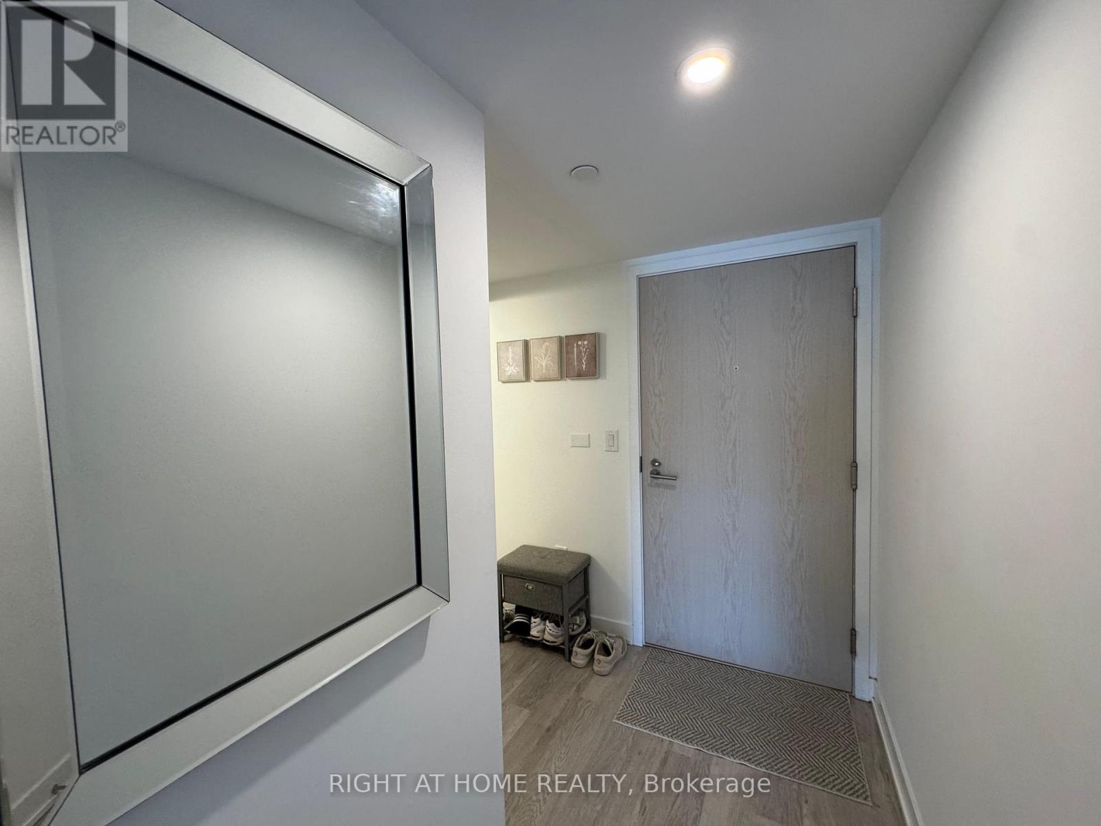 310 - 3 Strathgowan Avenue, Toronto, Ontario  M4N 1B8 - Photo 15 - C13448962
