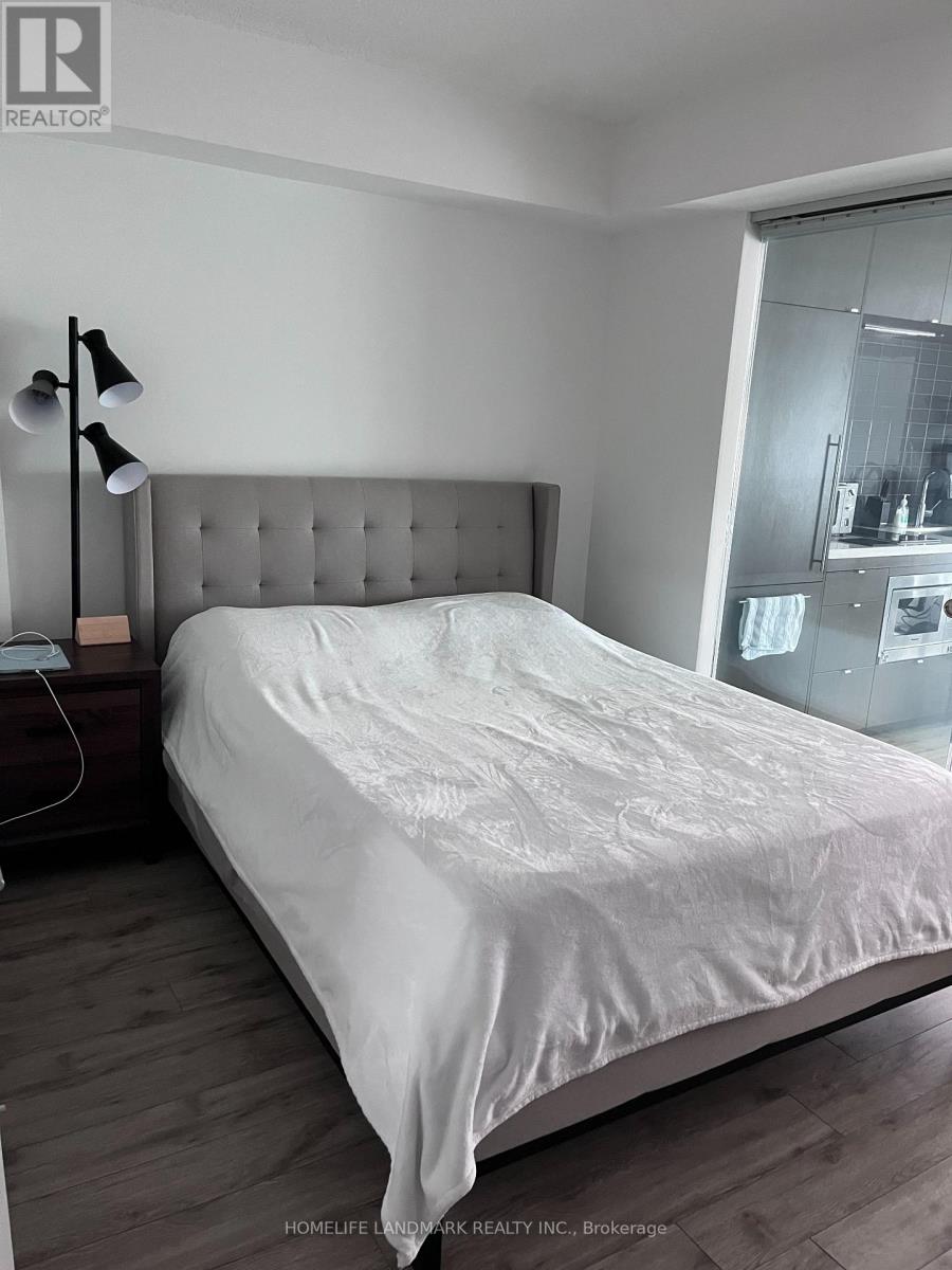 2110 - 155 Yorkville Avenue, Toronto, Ontario  M5R 1C4 - Photo 8 - C13448980