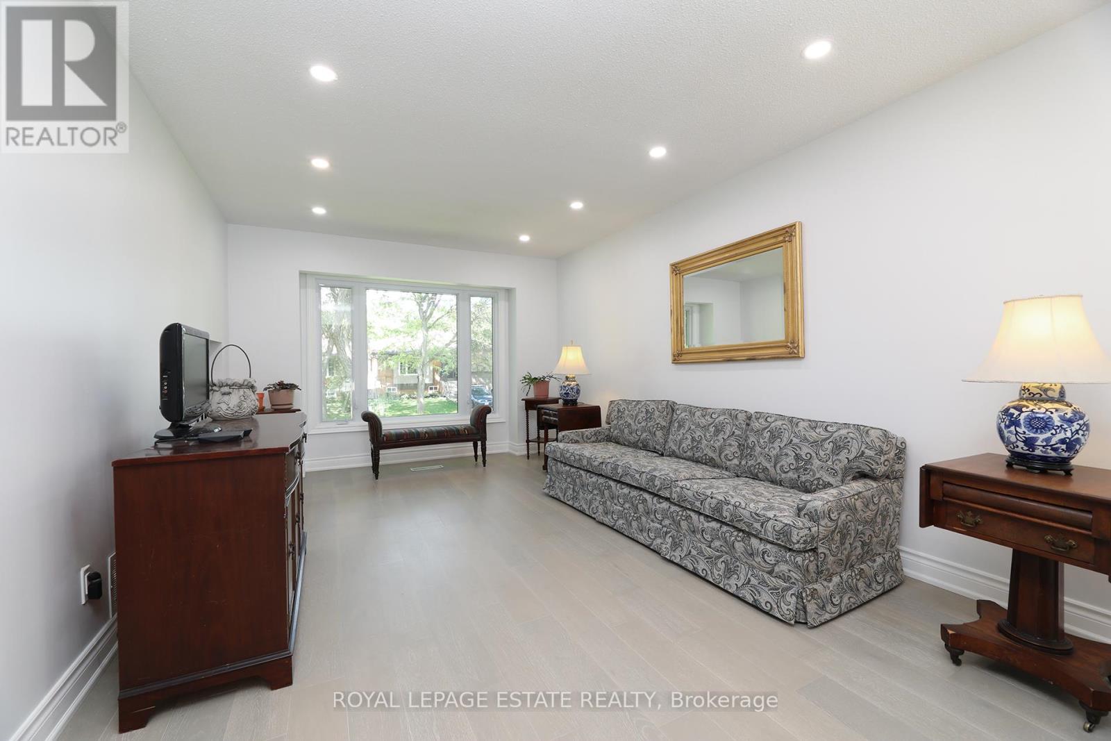17 Jacob Drive, Whitby, Ontario  L1P 1A9 - Photo 12 - E13448942