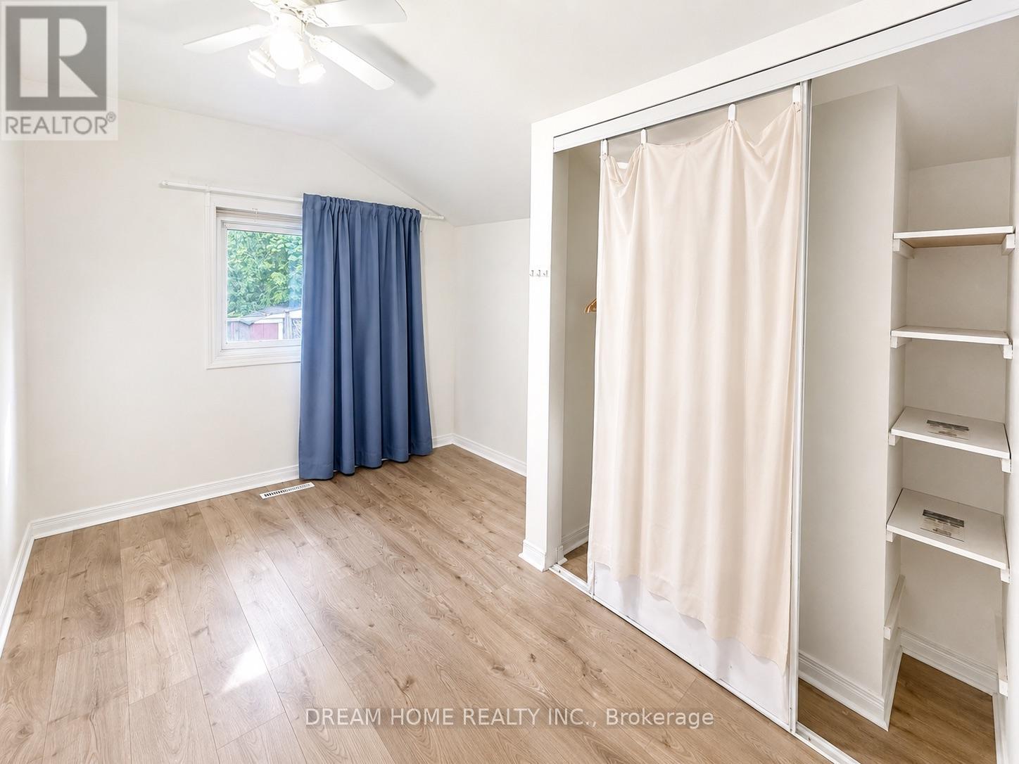 Main Floor - 26 Arlene Crescent, Toronto, Ontario  M1P 3L9 - Photo 10 - E13448976