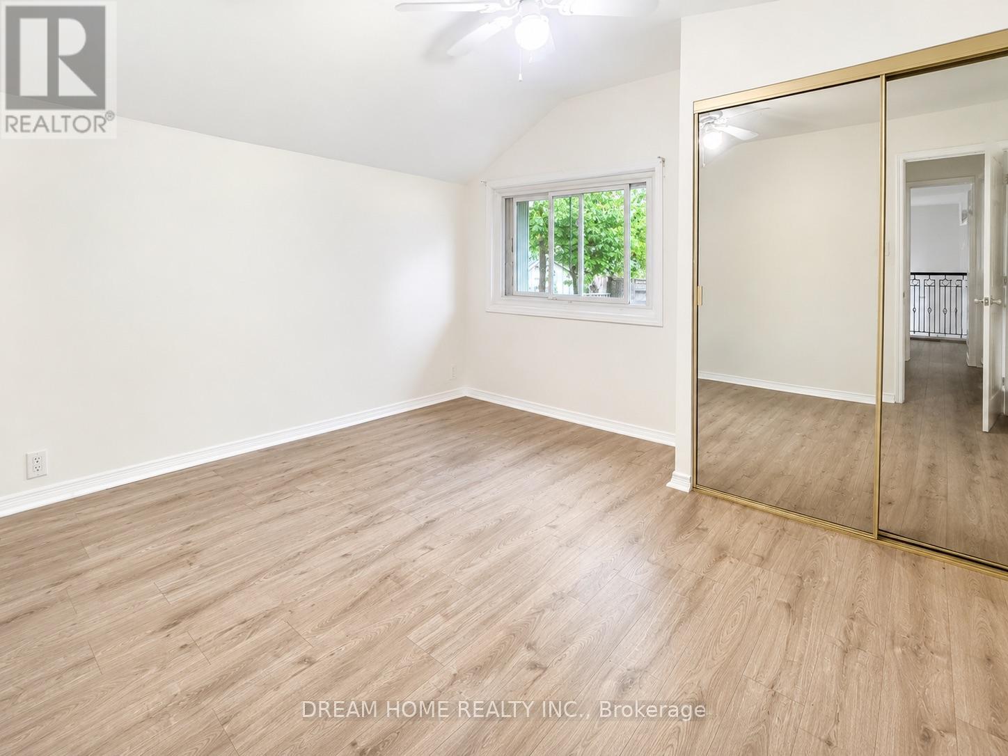 Main Floor - 26 Arlene Crescent, Toronto, Ontario  M1P 3L9 - Photo 11 - E13448976