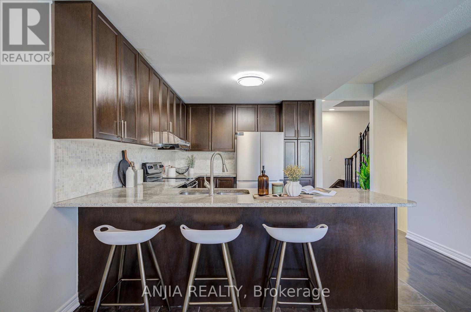 110 Betty Roman Boulevard, Markham, Ontario  L6C 0C8 - Photo 10 - N13448948