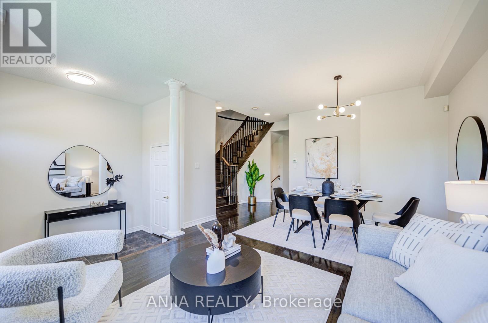 110 Betty Roman Boulevard, Markham, Ontario  L6C 0C8 - Photo 4 - N13448948