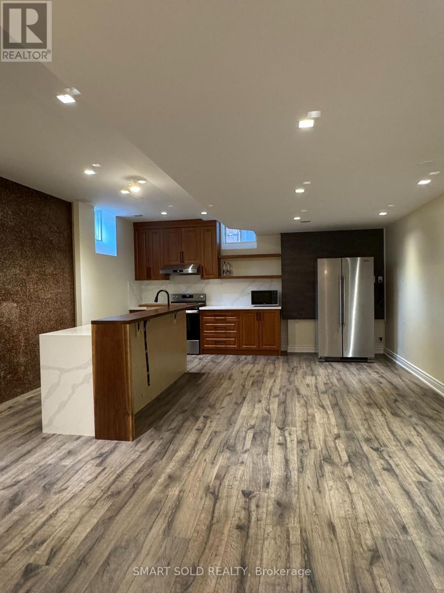2374 ROBMAR DRIVE, Oakville, Ontario