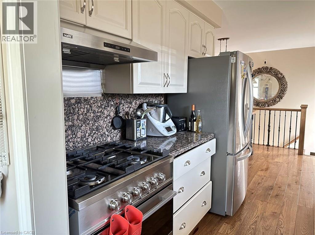 67 Briarwood Crescent, Hamilton, Ontario  L9C 4C3 - Photo 6 - 40840158