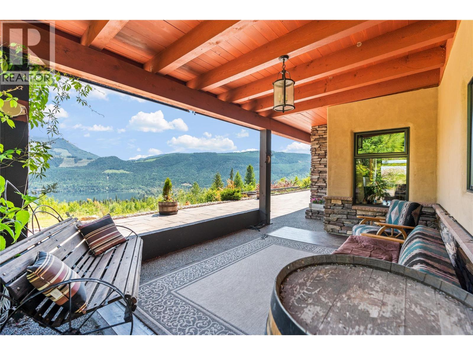 1309 Eagle Ridge Road, Lumby, British Columbia  V0E 2G4 - Photo 18 - 10362628