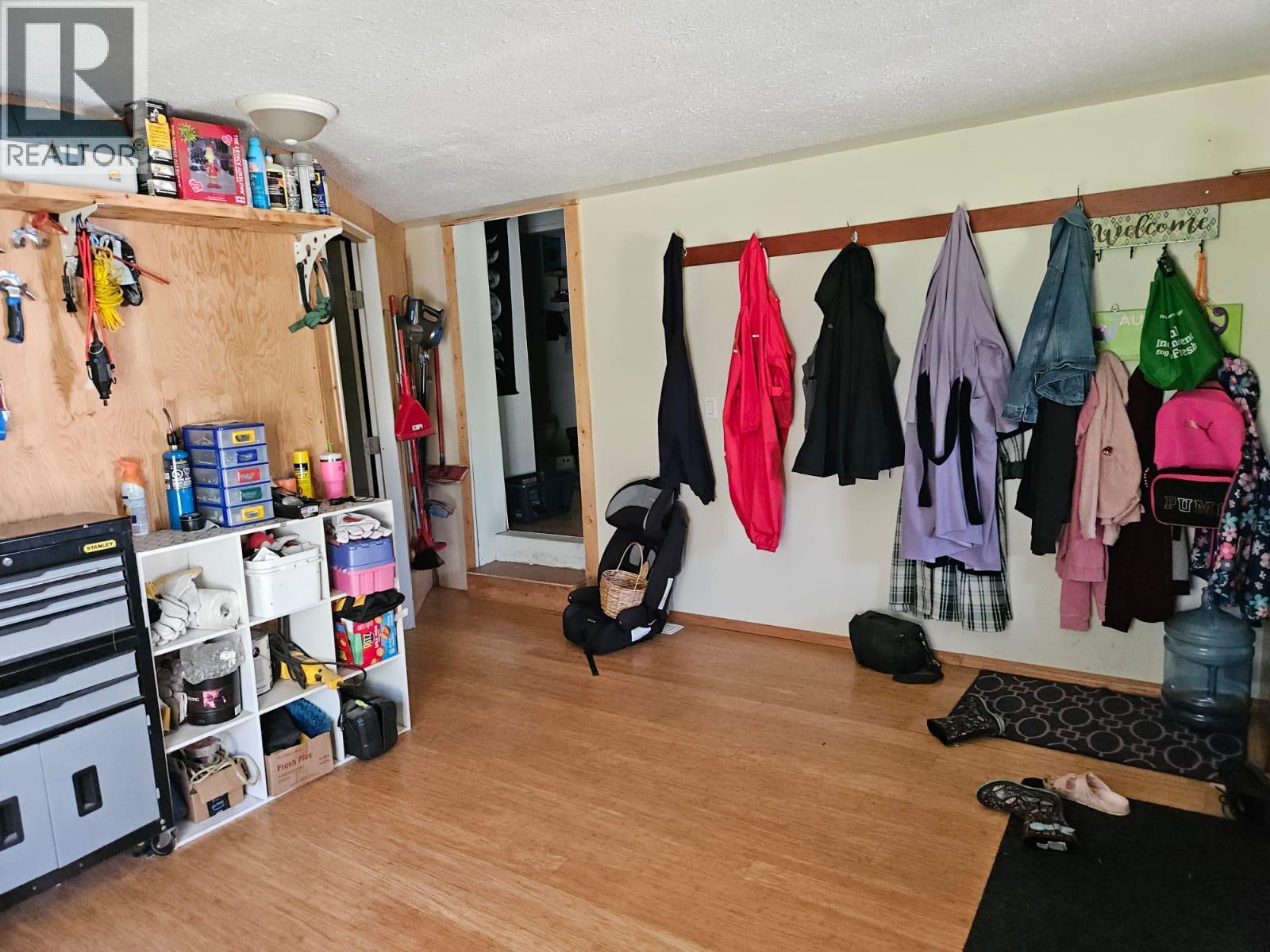 5785 Wabi Estates, Chetwynd, British Columbia  V0C 1J0 - Photo 21 - 10361623