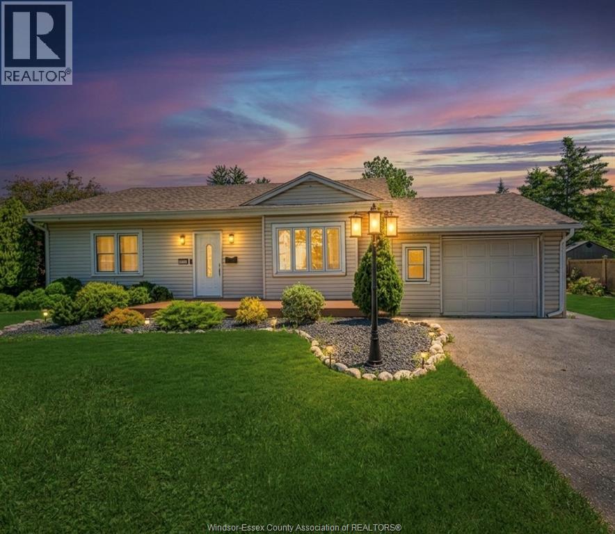 3186 Bliss, Windsor, Ontario  N8W 3A9 - Photo 2 - 26014164