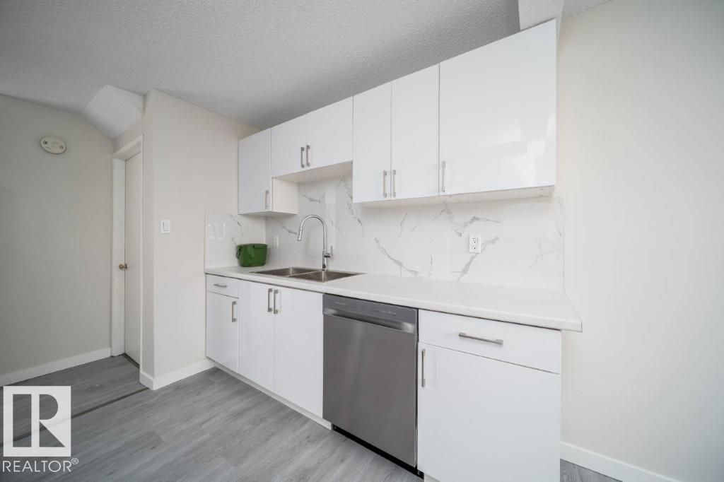 Unknown Address, ,     - Photo 21 - E4493862