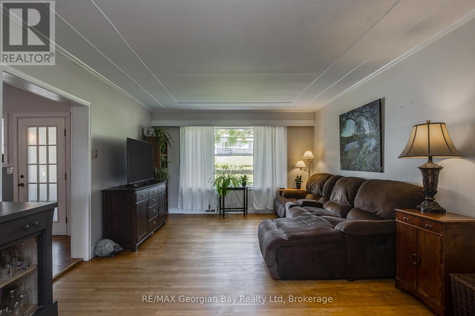 71 Poyntz Street, Penetanguishene, Ontario  L9M 1N6 - Photo 14 - S13449066