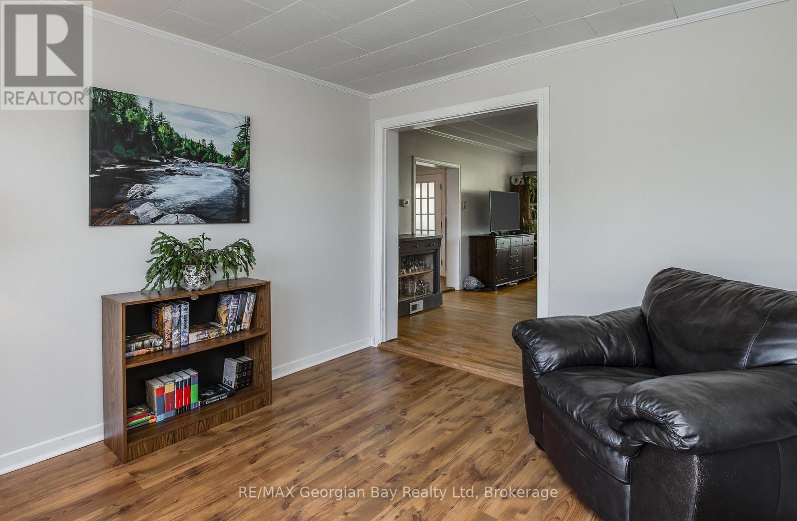 71 Poyntz Street, Penetanguishene, Ontario  L9M 1N6 - Photo 15 - S13449066