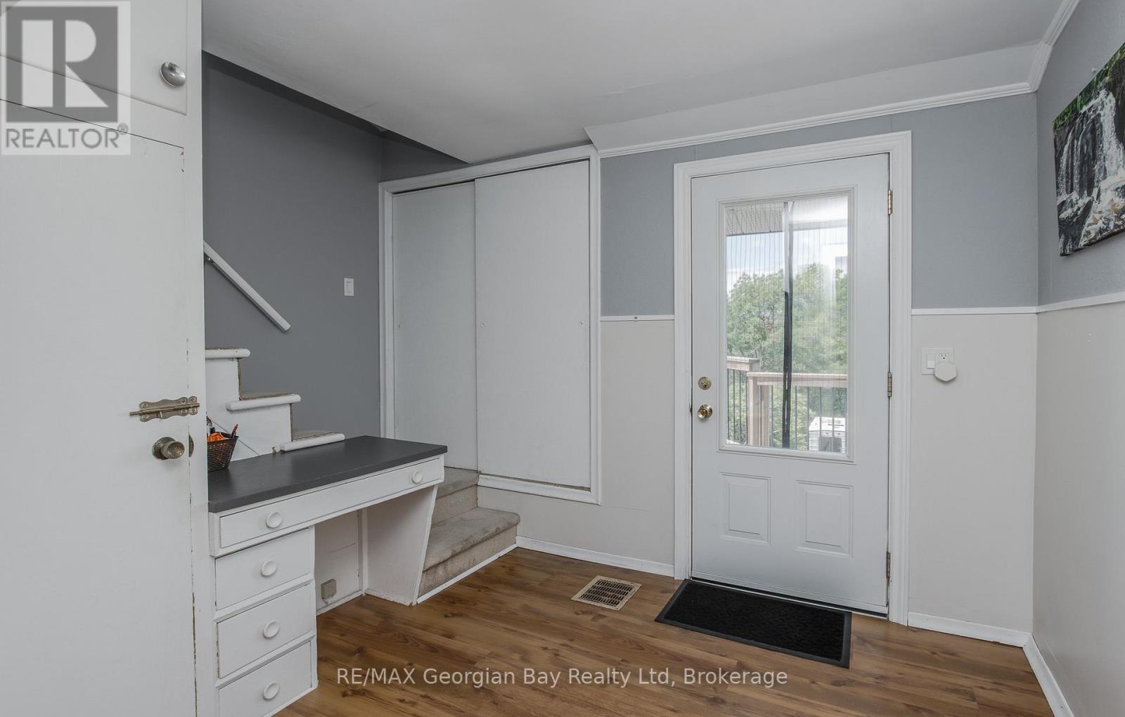 71 Poyntz Street, Penetanguishene, Ontario  L9M 1N6 - Photo 27 - S13449066