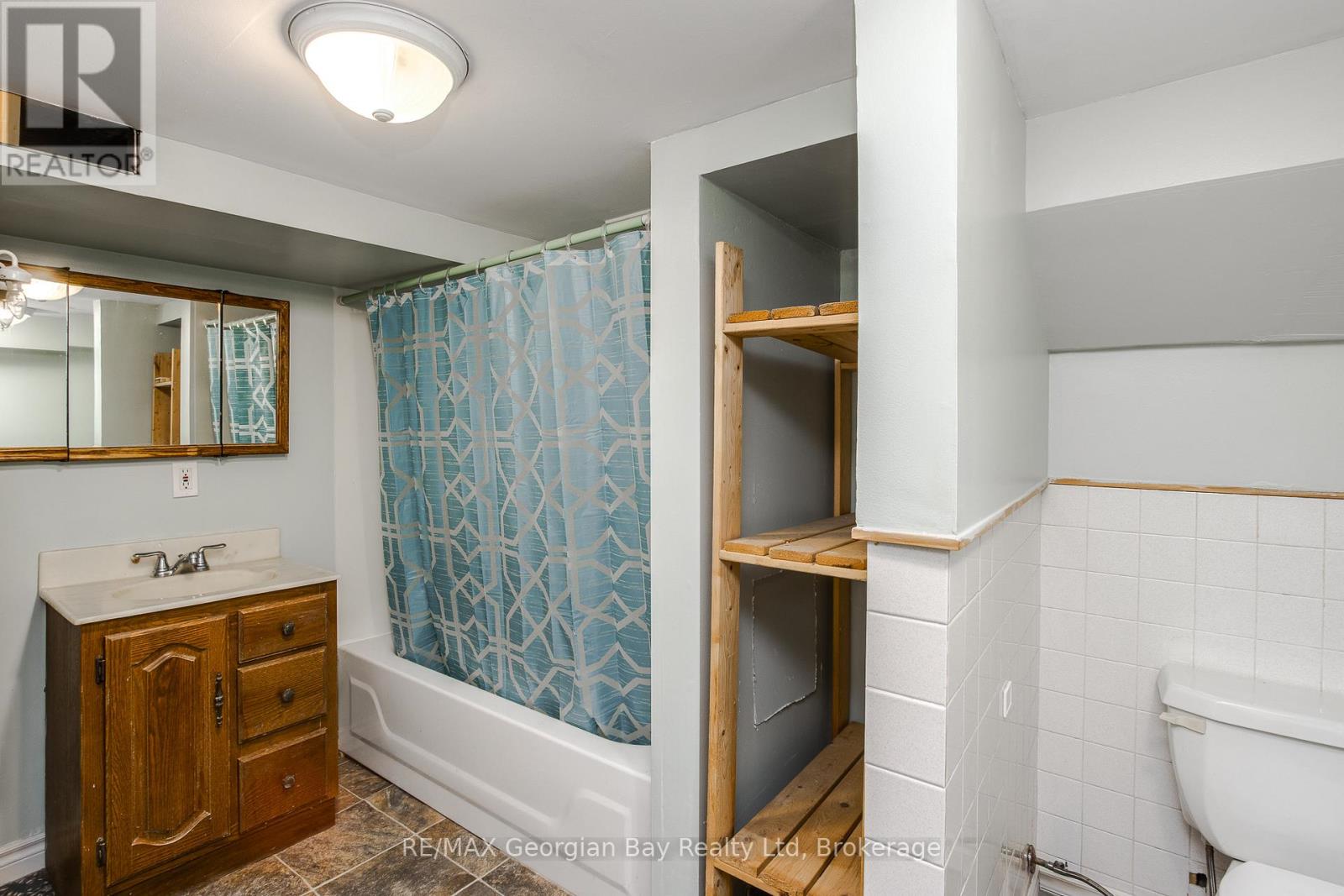 71 Poyntz Street, Penetanguishene, Ontario  L9M 1N6 - Photo 31 - S13449066