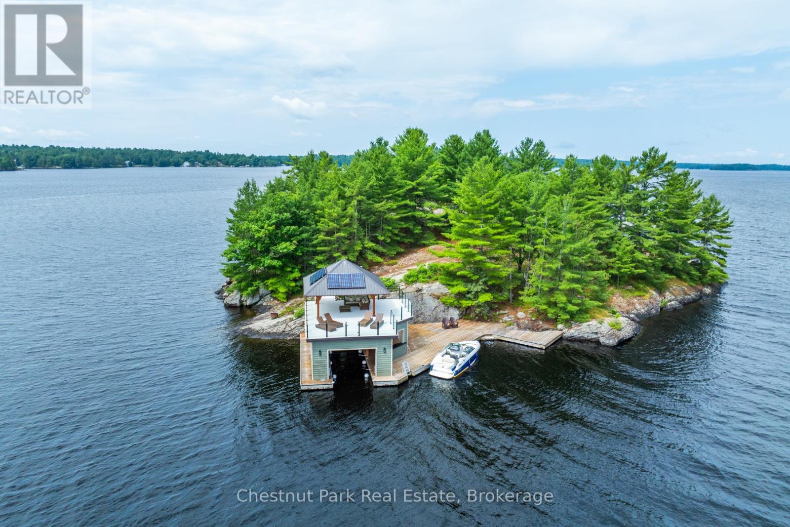 1 Helena Island, Gravenhurst, Ontario  P1P 1R1 - Photo 2 - X13449104