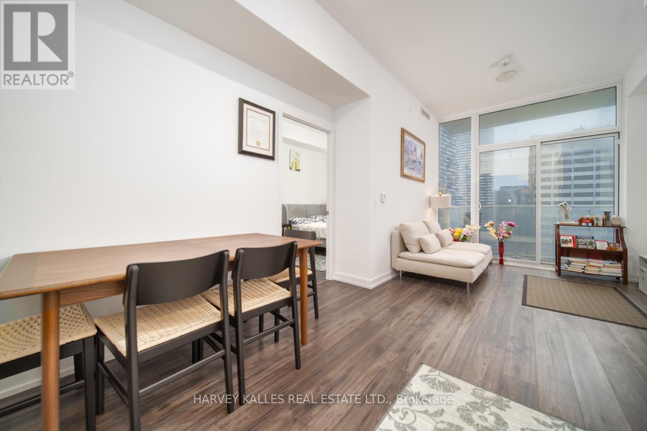 2607 - 33 Helendale Avenue, Toronto, Ontario  M4R 1C5 - Photo 12 - C13229052
