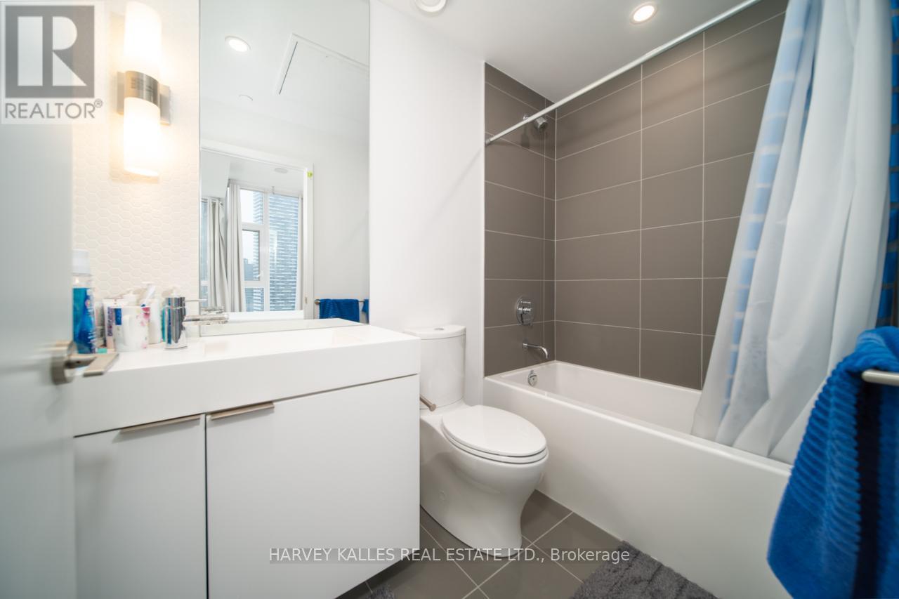 2607 - 33 Helendale Avenue, Toronto, Ontario  M4R 1C5 - Photo 18 - C13229052
