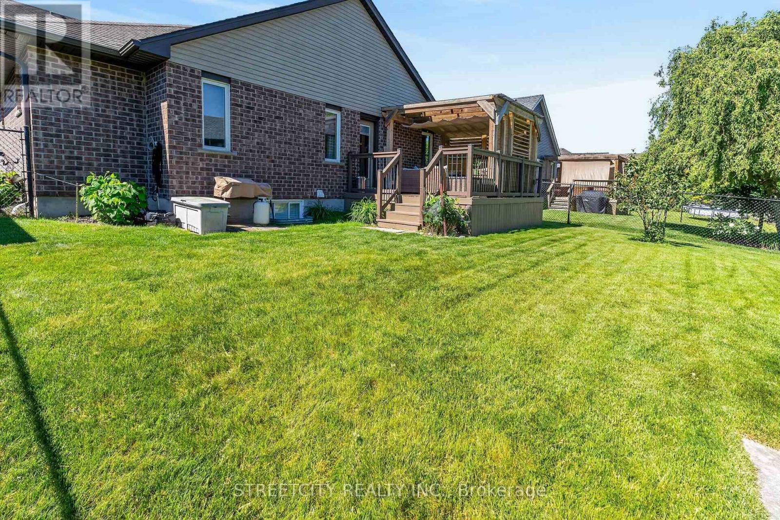 17 Old Course Road W, St. Thomas, Ontario  N5R 0C8 - Photo 39 - X13449092