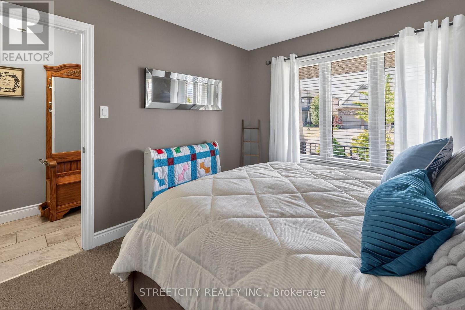 17 Old Course Road W, St. Thomas, Ontario  N5R 0C8 - Photo 5 - X13449092