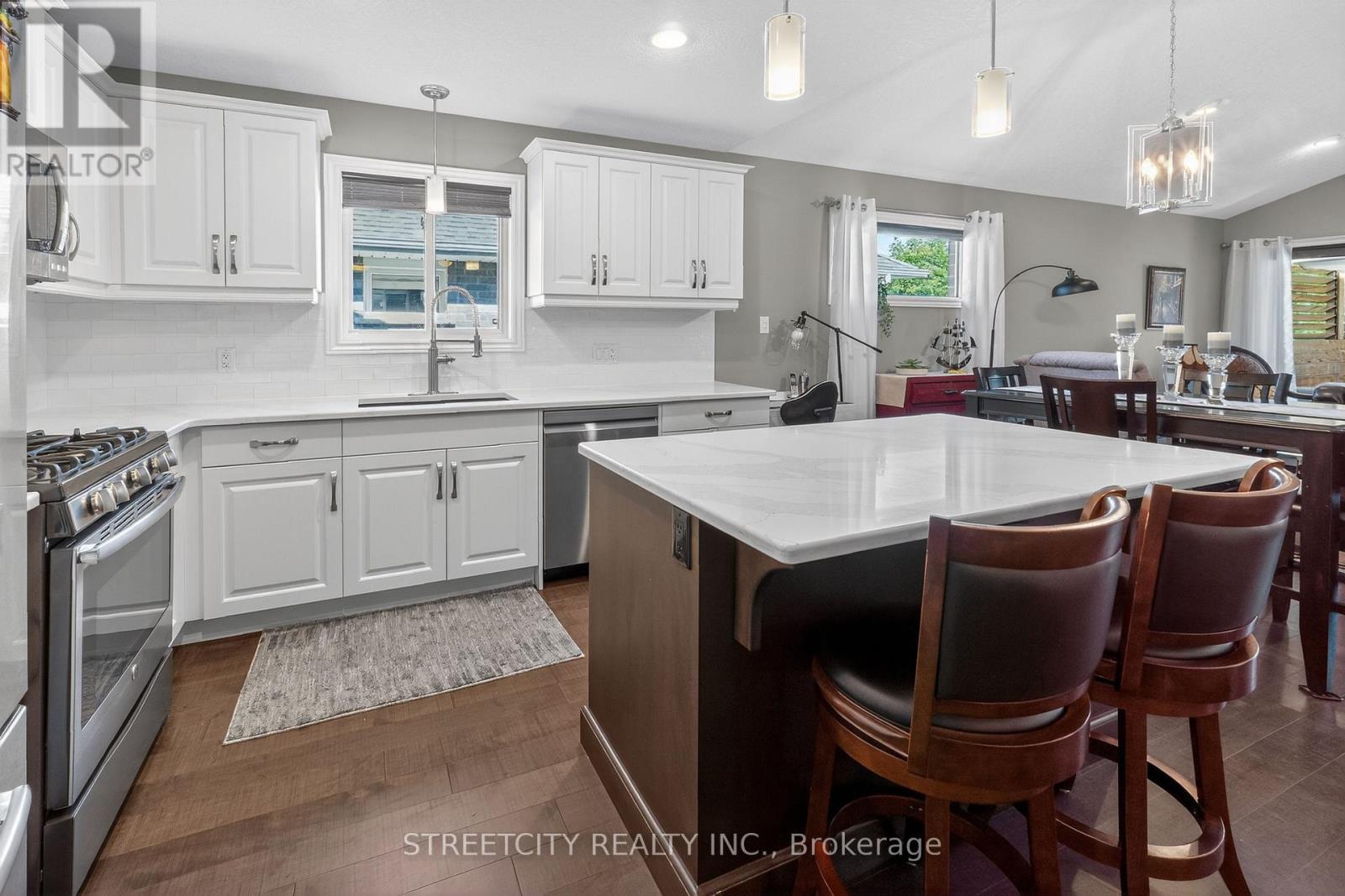 17 Old Course Road W, St. Thomas, Ontario  N5R 0C8 - Photo 6 - X13449092