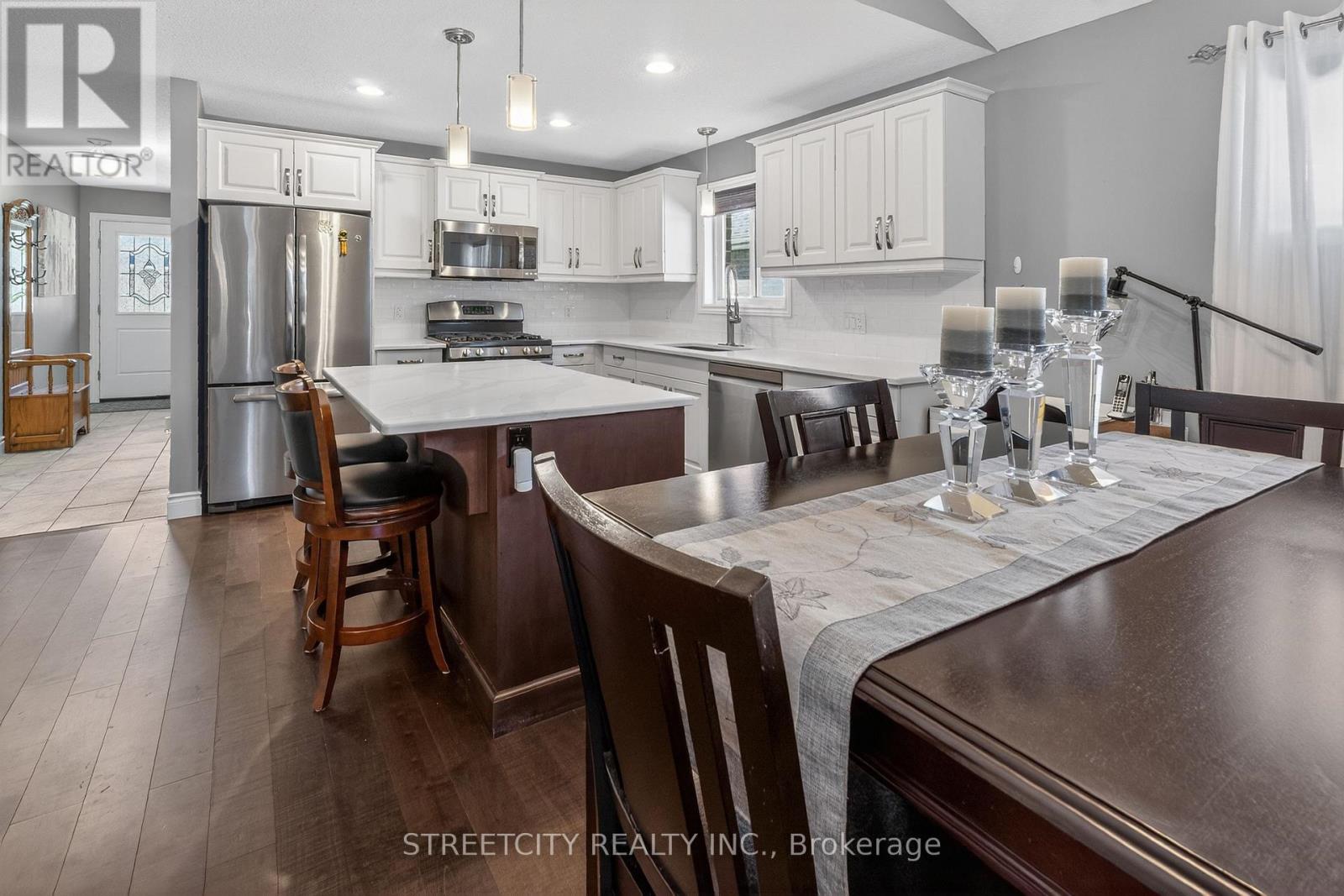 17 Old Course Road W, St. Thomas, Ontario  N5R 0C8 - Photo 8 - X13449092