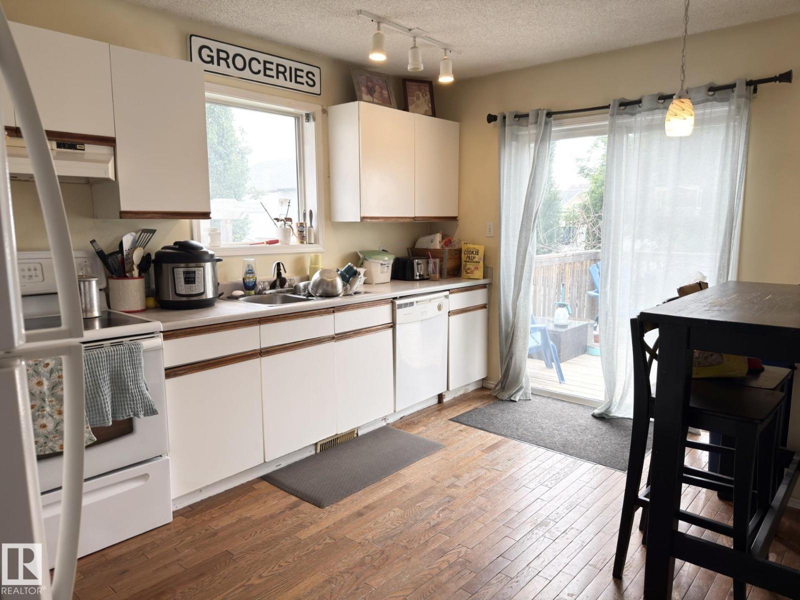 72 Aspenglen Pl, Spruce Grove, Alberta  T7X 3J9 - Photo 4 - E4493864