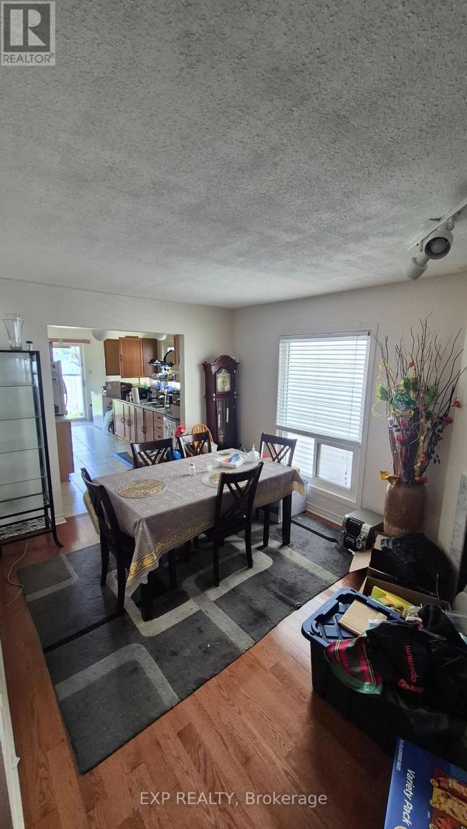 35 Raj Terrace, Ottawa, Ontario K1G 4T7 - Photo 2 - X13449014