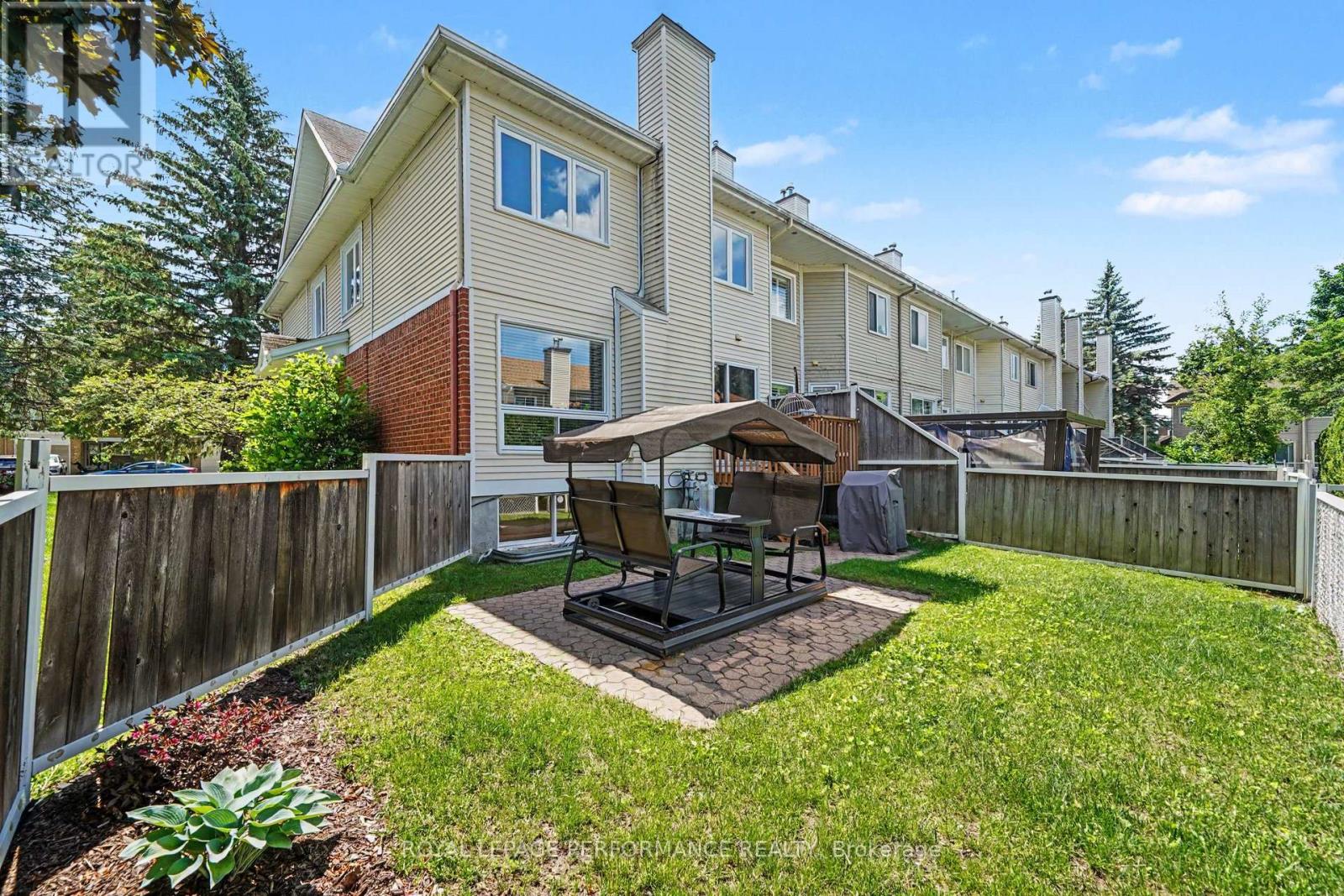 6145 Oak Meadows Drive, Ottawa, Ontario  K1C 7G7 - Photo 32 - X13449094