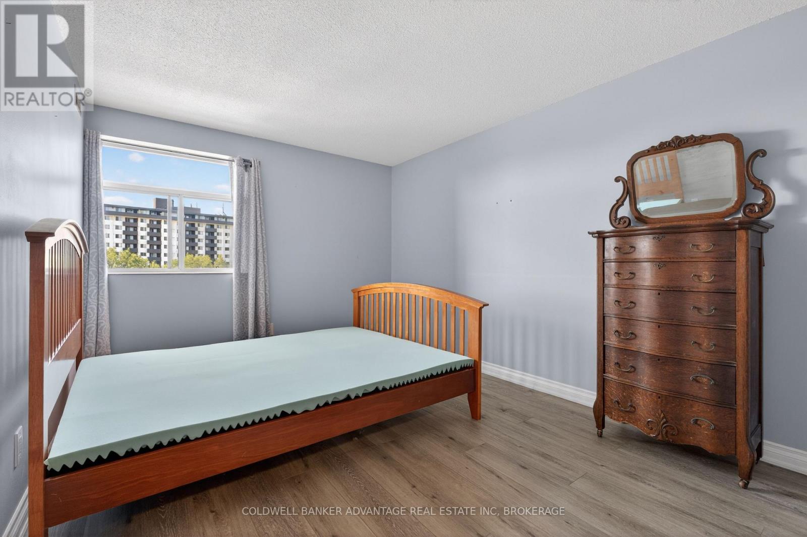 405 - 276 Oakdale Avenue E, St. Catharines, Ontario  L2P 3S5 - Photo 11 - X13449020
