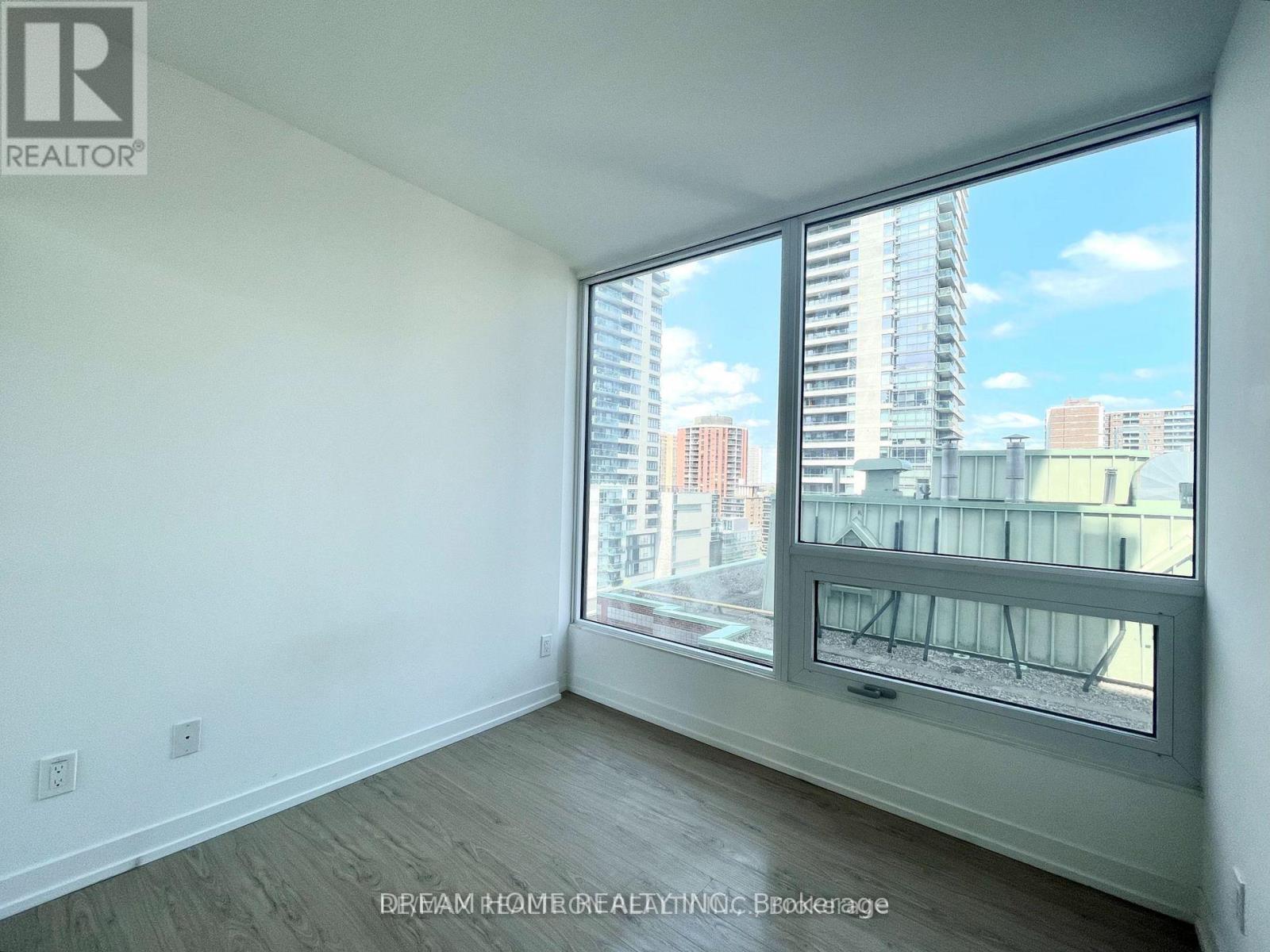 1016 - 85 Wood Street, Toronto, Ontario  M4Y 0E8 - Photo 12 - C13448986