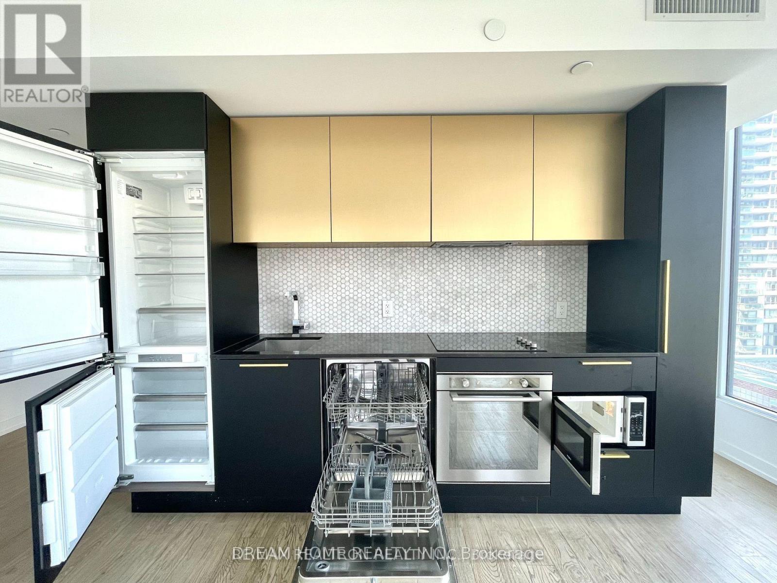 1016 - 85 Wood Street, Toronto, Ontario  M4Y 0E8 - Photo 7 - C13448986