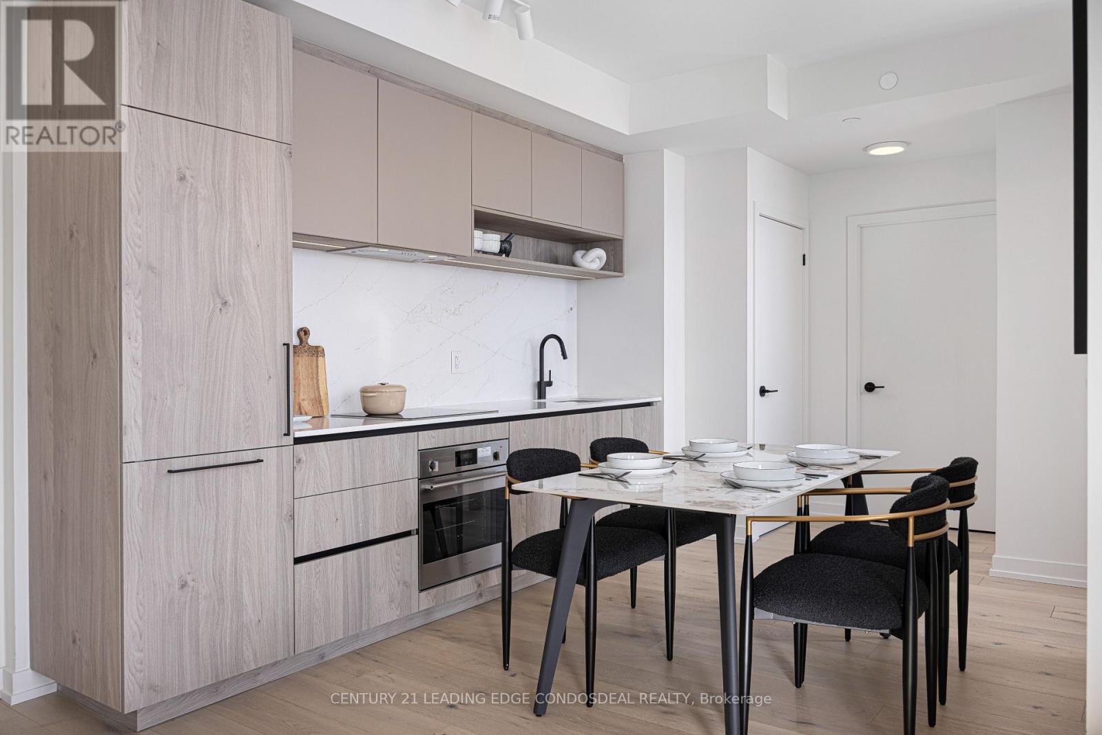 1402 - 181 Sterling Road, Toronto, Ontario  M6R 2B2 - Photo 10 - C13449028