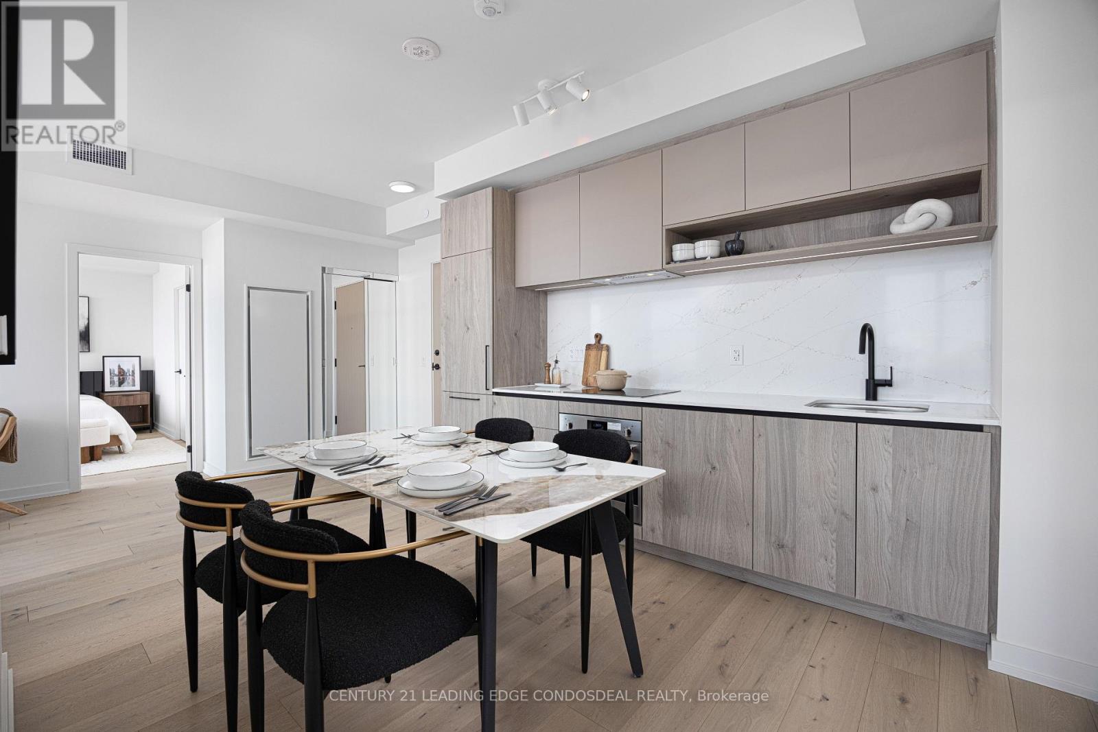1402 - 181 Sterling Road, Toronto, Ontario  M6R 2B2 - Photo 11 - C13449028