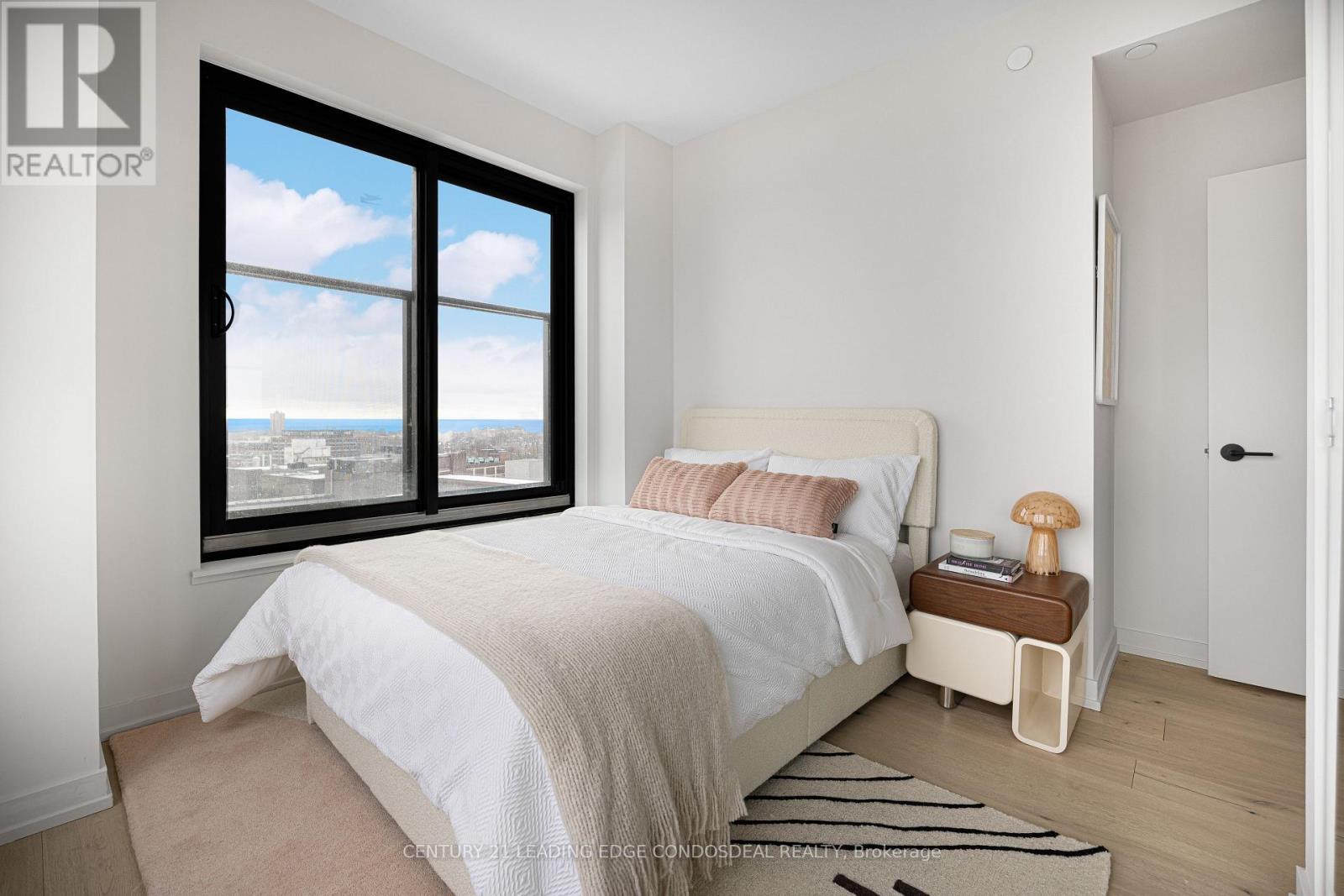 1402 - 181 Sterling Road, Toronto, Ontario  M6R 2B2 - Photo 22 - C13449028