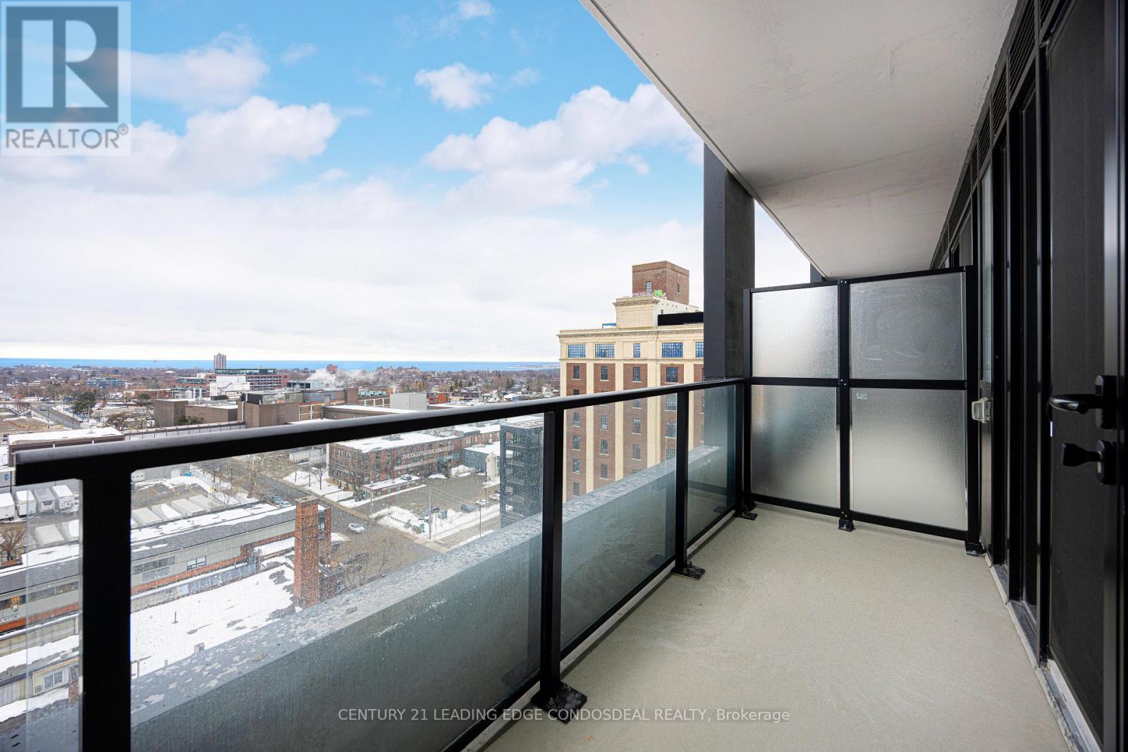 1402 - 181 Sterling Road, Toronto, Ontario  M6R 2B2 - Photo 27 - C13449028