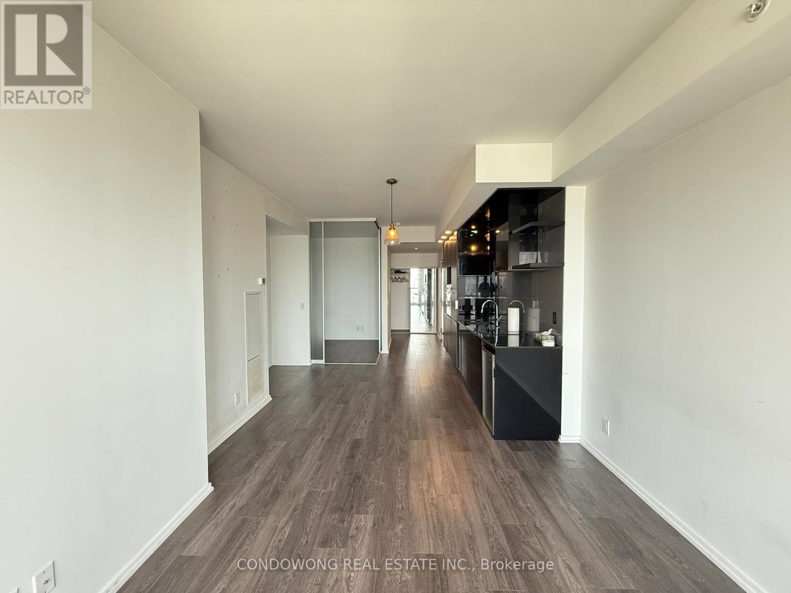3917 - 70 Temperance Street, Toronto, Ontario  M5H 4E8 - Photo 3 - C13449030