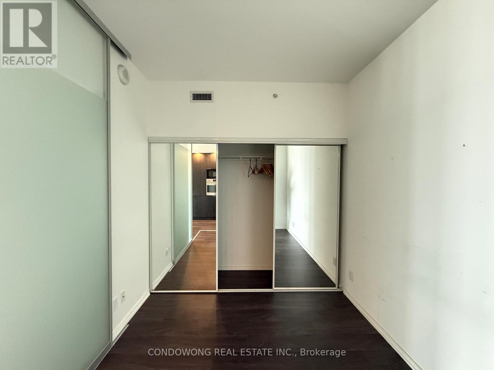 3917 - 70 Temperance Street, Toronto, Ontario  M5H 4E8 - Photo 7 - C13449030
