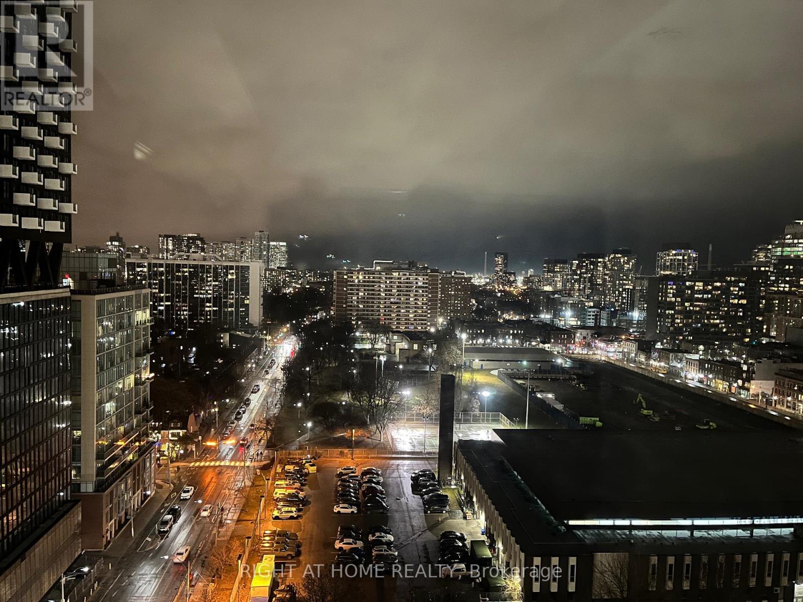 1606 - 47 MUTUAL STREET, Toronto, Ontario