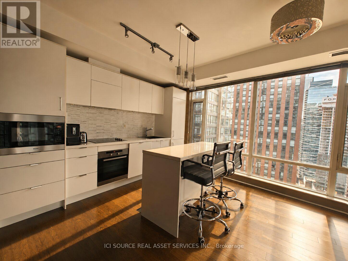 2809 - 21 Widmer Street, Toronto, Ontario  M5V 0B8 - Photo 3 - C13449106