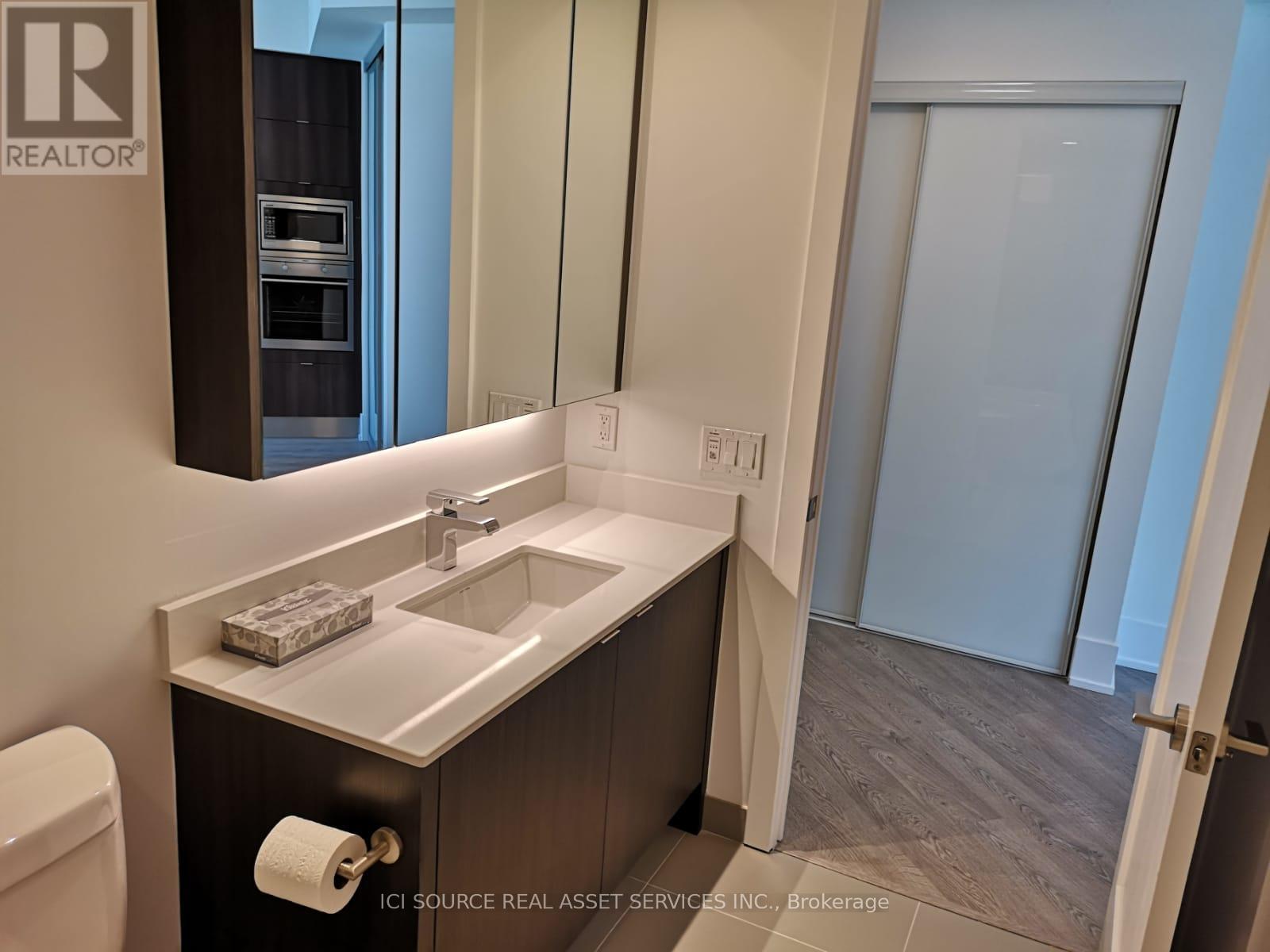 407 - 1 Edgewater Drive, Toronto, Ontario  M5A 0L1 - Photo 10 - C13449116