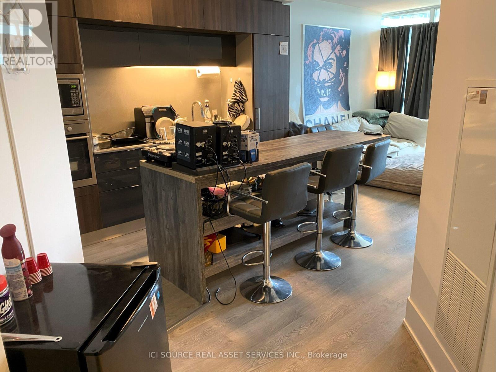 407 - 1 Edgewater Drive, Toronto, Ontario  M5A 0L1 - Photo 4 - C13449116