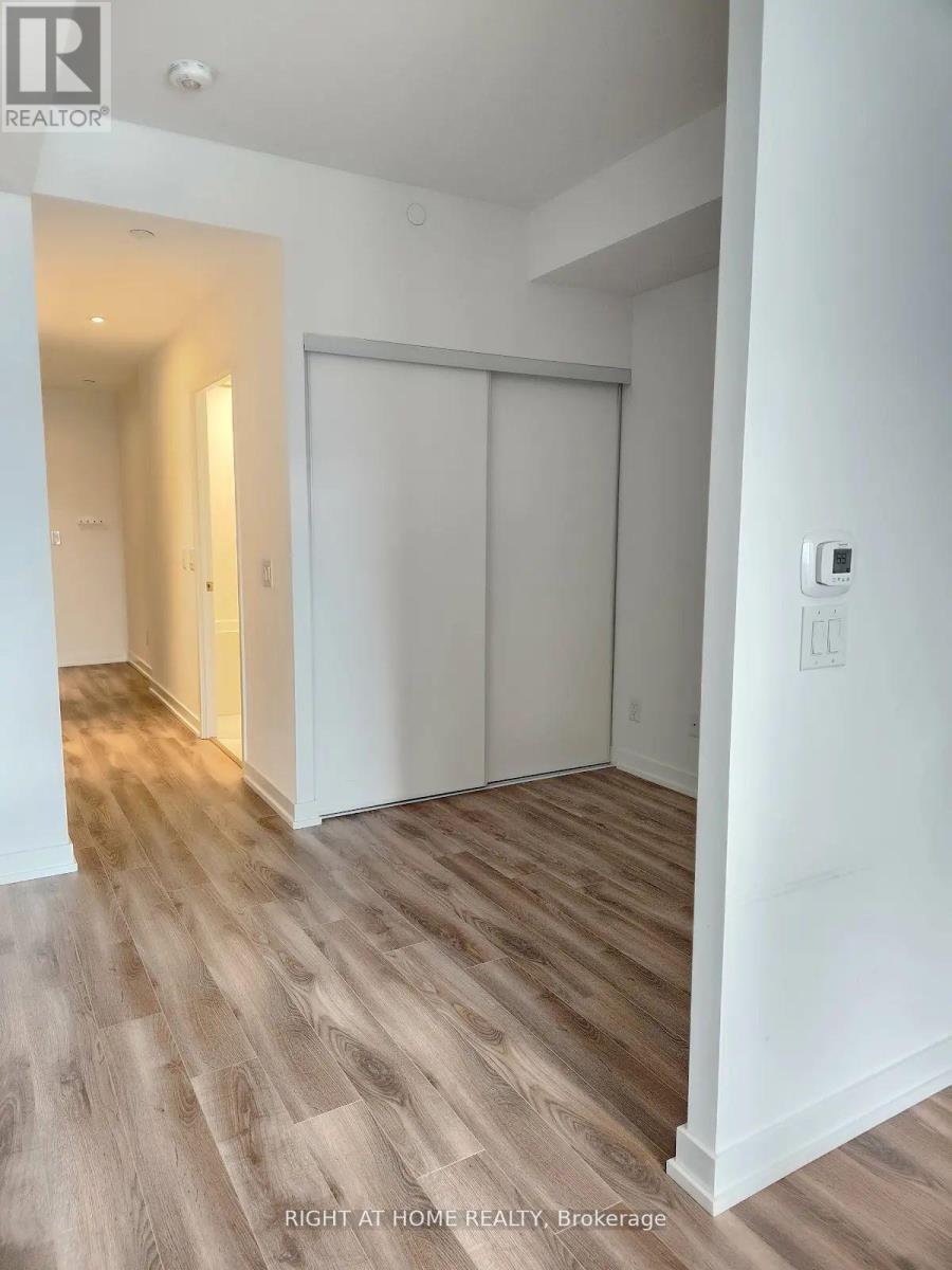1017 - 20 Edward Street, Toronto, Ontario  M5G 0C5 - Photo 4 - C13449120