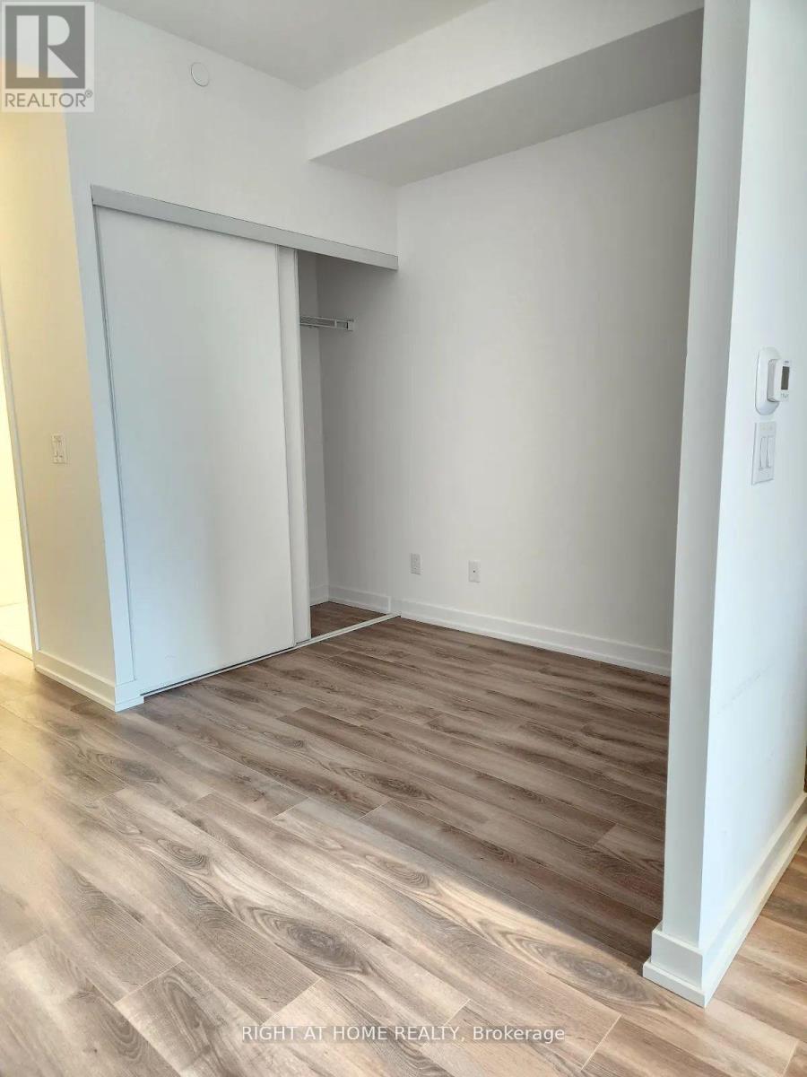 1017 - 20 Edward Street, Toronto, Ontario  M5G 0C5 - Photo 5 - C13449120