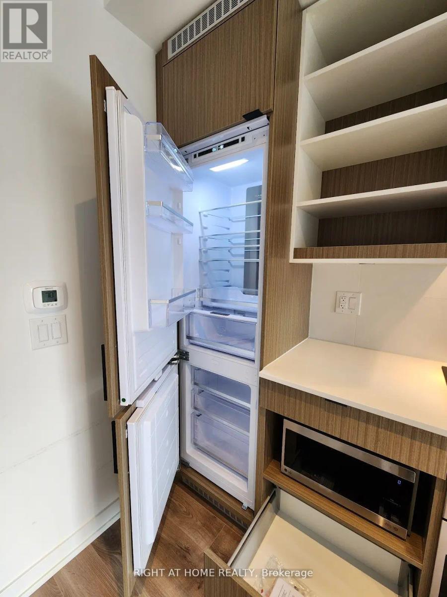 1017 - 20 Edward Street, Toronto, Ontario  M5G 0C5 - Photo 9 - C13449120