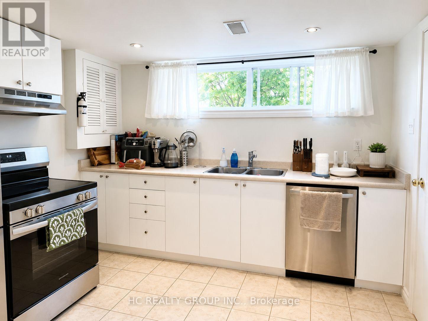 Lower Level - 9 Kencliff Crescent, Toronto, Ontario  M1P 4E2 - Photo 5 - E13448990