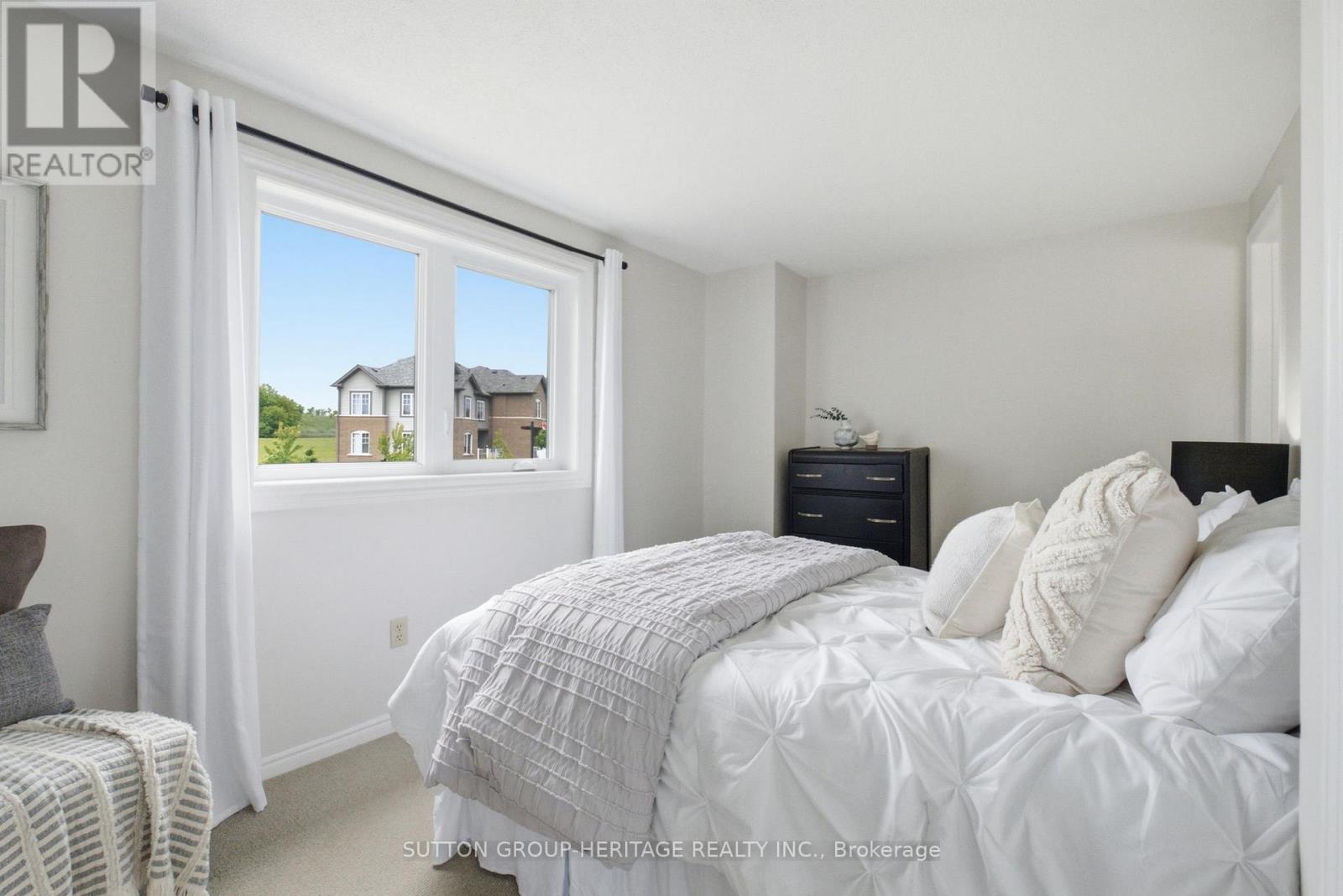 1413 Beaverbrook Court, Oshawa, Ontario  L1J 8L1 - Photo 17 - E13449122