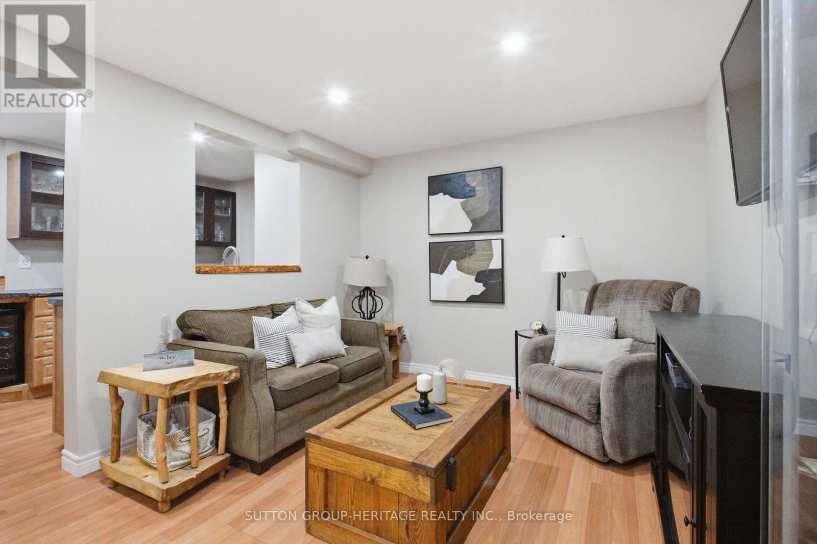 1413 Beaverbrook Court, Oshawa, Ontario  L1J 8L1 - Photo 24 - E13449122