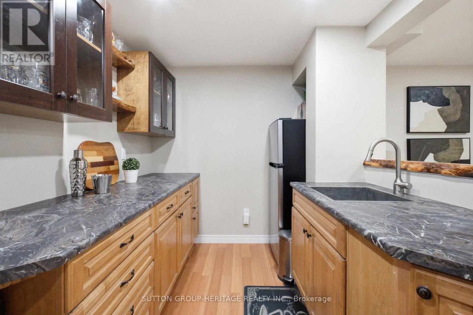 1413 Beaverbrook Court, Oshawa, Ontario  L1J 8L1 - Photo 28 - E13449122