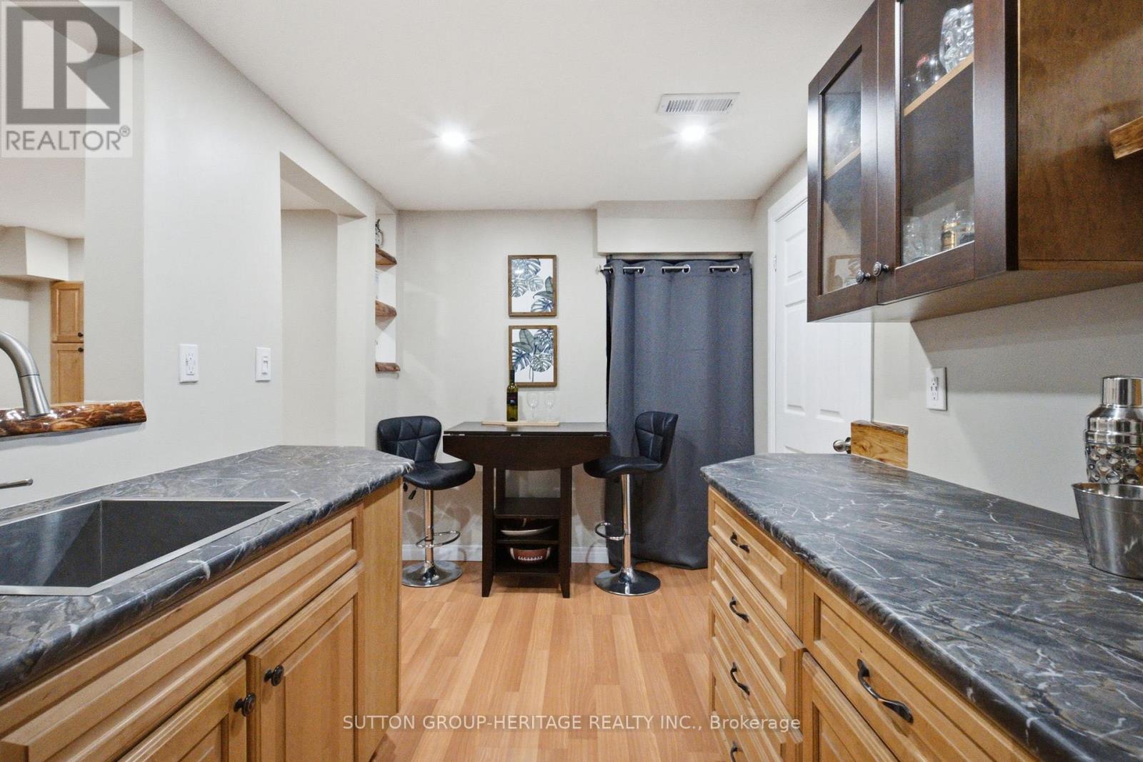 1413 Beaverbrook Court, Oshawa, Ontario  L1J 8L1 - Photo 30 - E13449122