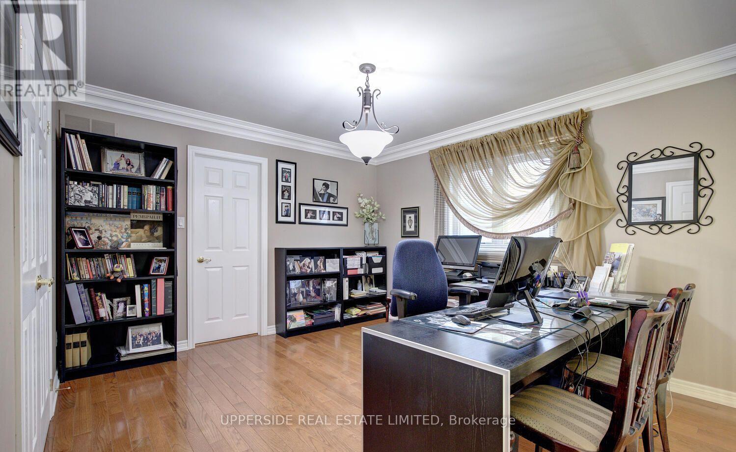 119 Thornhill Woods Drive, Vaughan, Ontario L4J 8R5 - Photo 10 - N13449012