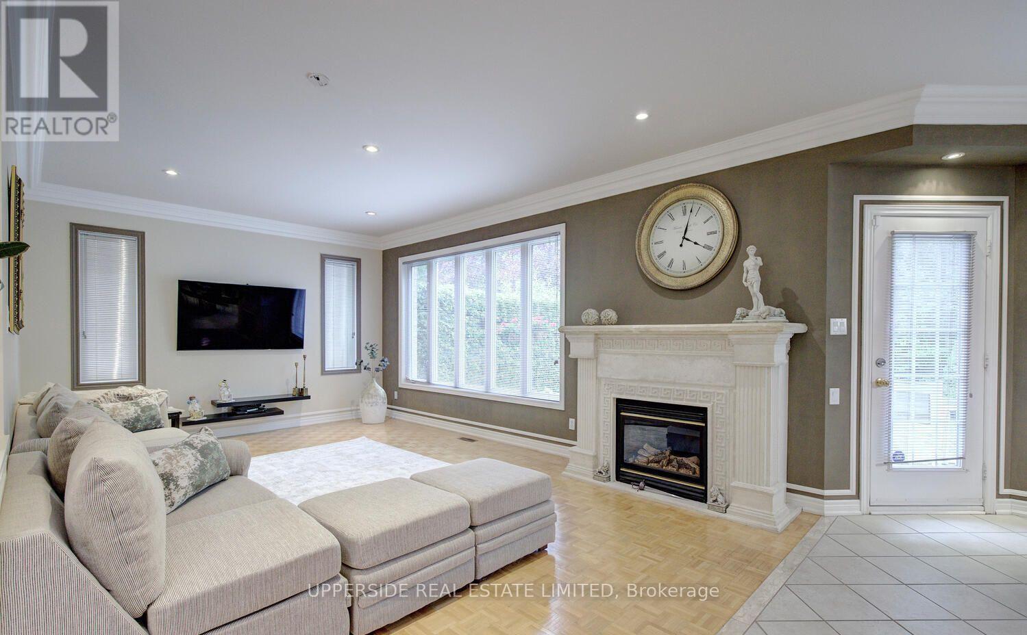 119 Thornhill Woods Drive, Vaughan, Ontario L4J 8R5 - Photo 6 - N13449012